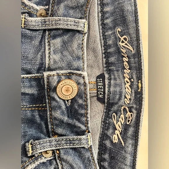 American Eagle Women’s Jeans - Picture 3 of 4